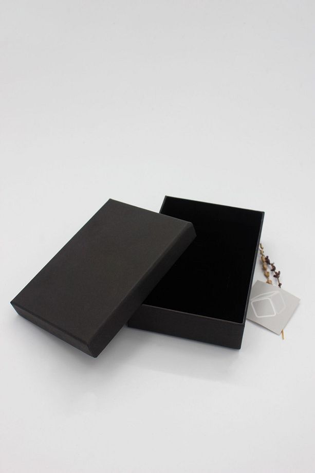 Karton Kutu 1 Adet Siyah Küçük Sert Hediye Kutusu (EN 10*BOY 14*YÜKSEKLİK 3,8 CM) - 1
