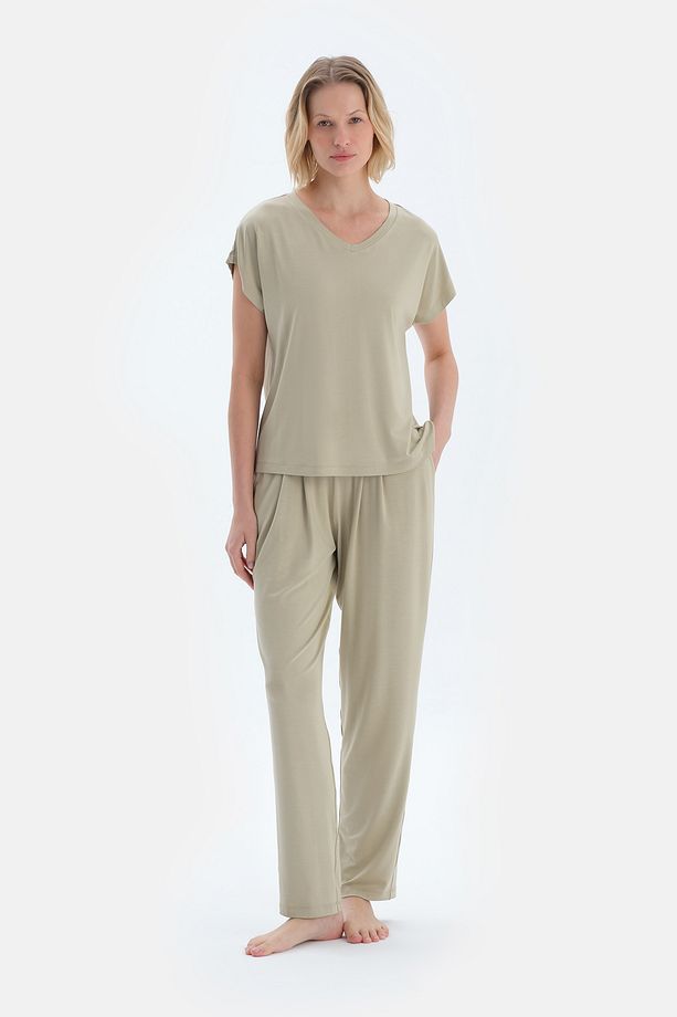 Ada Çayı V Yaka Pileli Tişört Pantolon Pijama Takımı - 4