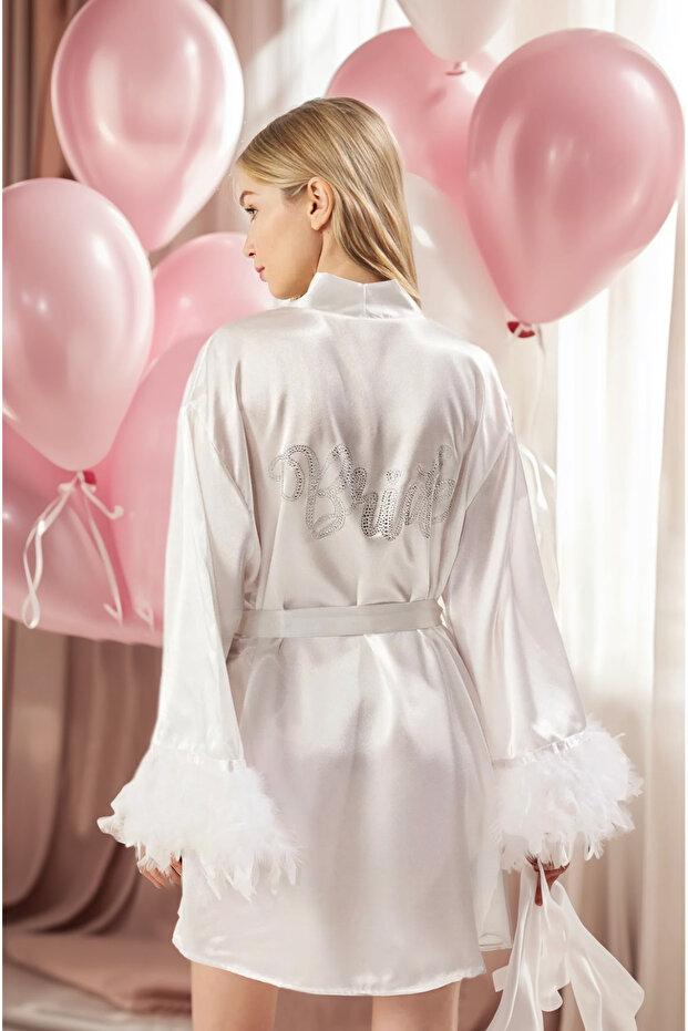 Bride/Bridal Beyaz Kuşaklı Sloganlı Otriş Detaylı Saten Dokuma Sabahlık THMSS25SB00002 - 5