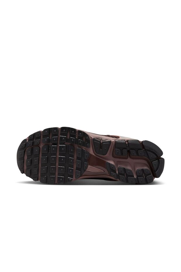 WMNS NIKE VOMERO 5 UT - 7