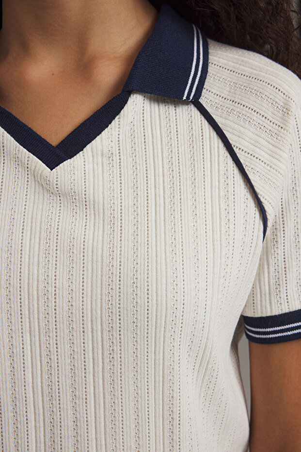 Ekru Regular/Normal Kalıp Polo Yaka Esnek Örme Bluz TWOSS25BZ00148 - 3