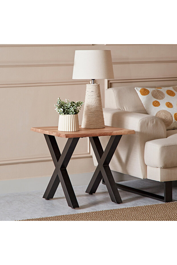 طاولة جانبية من الخشب الصلب بحواف طبيعية من فيندرا أرنو - 1