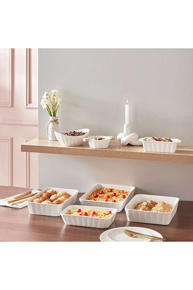 Supreme Rectangular Dish - 24 cm - 5