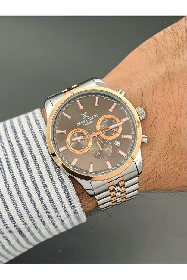 Exclusive Silver Men's Wristwatch 3 Atm Water Resistance Functions Active