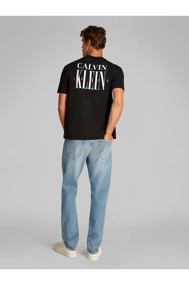 SERIF FONT GRAPHIC TEE - 3