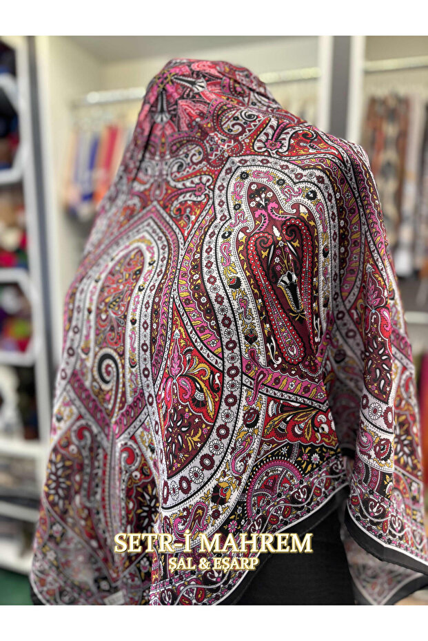 وشاح بنمط التوليب 90x90 - 2