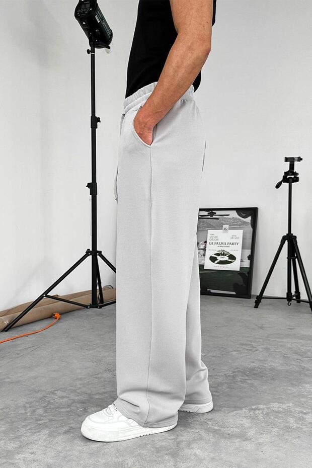 بنطال فضفاض أساسي باللون الرمادي - 3