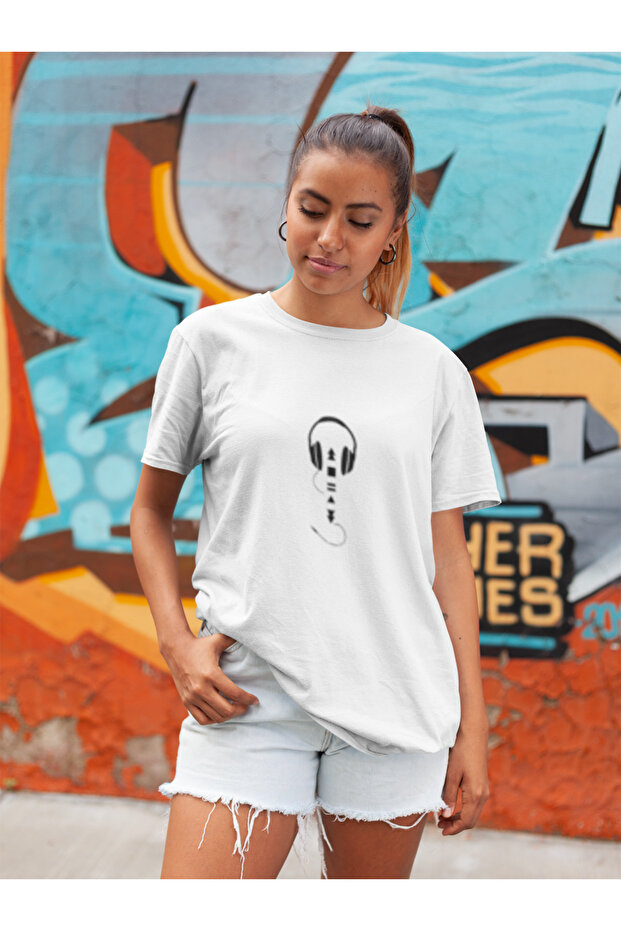 Headphone Printed Women's Crew Neck Cotton Oversize Short Sleeve T-Shirt