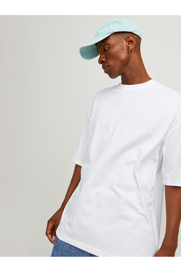 تي شيرت سادة برقبة دائرية وكبير الحجم - 1