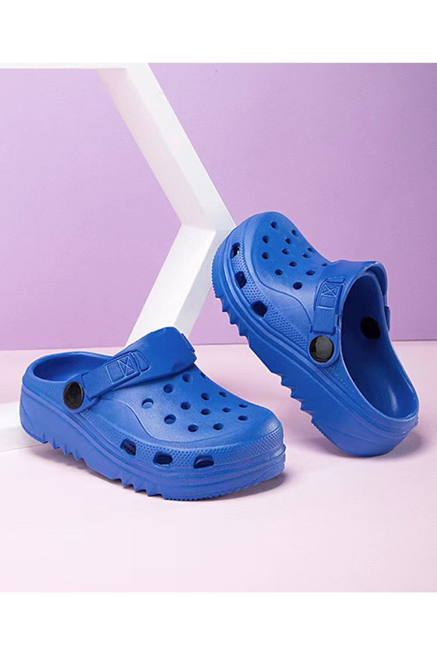 Solid Back Strap Closure Clogs - Blue - 5