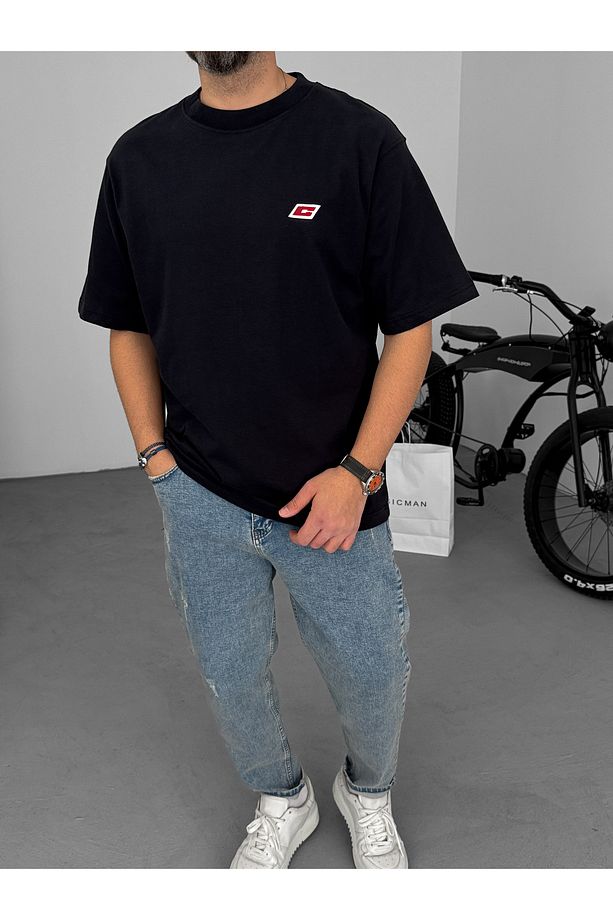Siyah C Nakışlı Oversize T-Shirt C-062 - 2