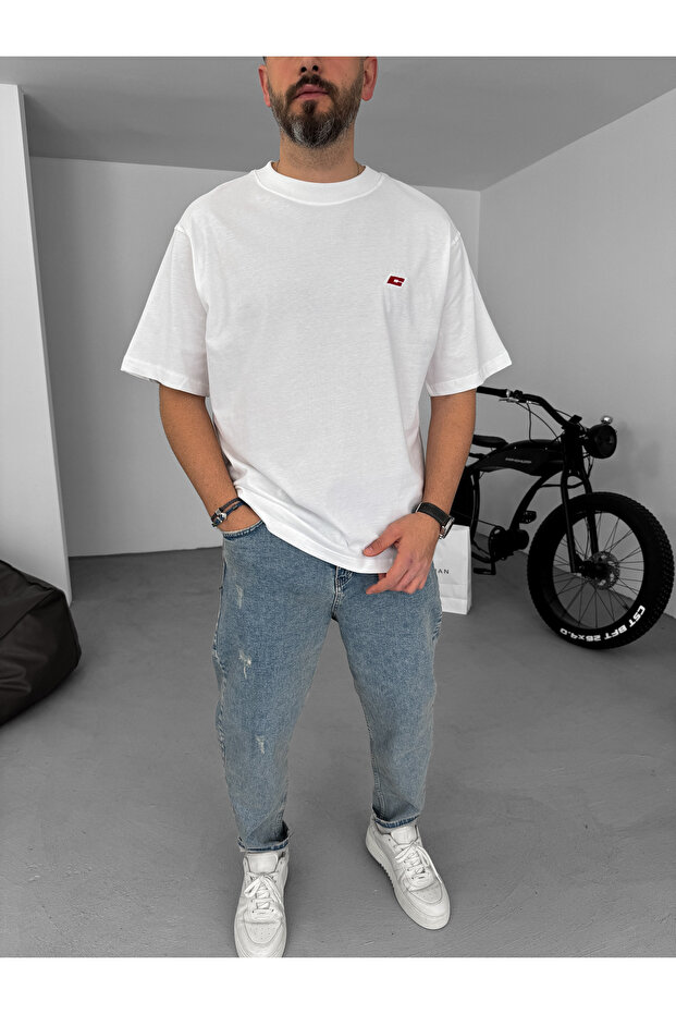 Beyaz C Nakışlı Oversize T-Shirt C-062 - 5
