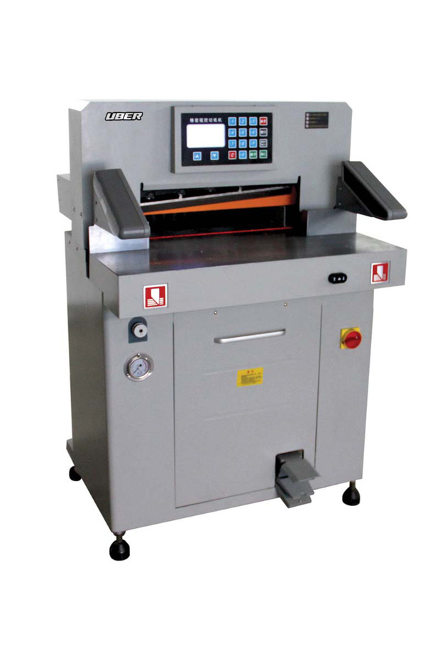 PC520H 52CM HİDROLİK GİYOTİN - 1