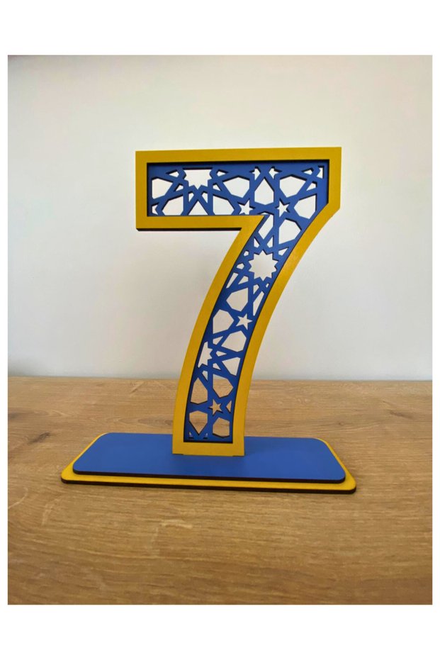 7Th Birthday Table Decoration (F.Garden Themed Yellow-Dark Blue)