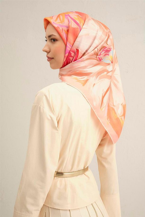Desenli Saf Ipek Twill Eşarp 9337- 82 - 3