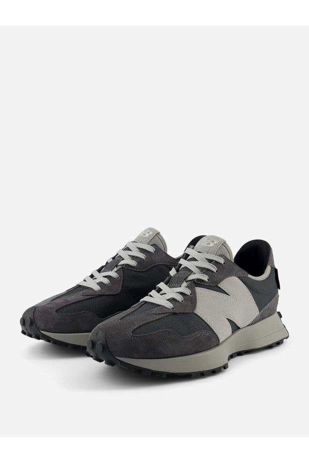 327 Sneakers