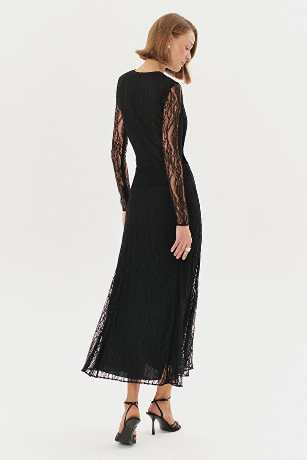 Siyah Dantelli Uzun Kollu Örme Bluz - 4