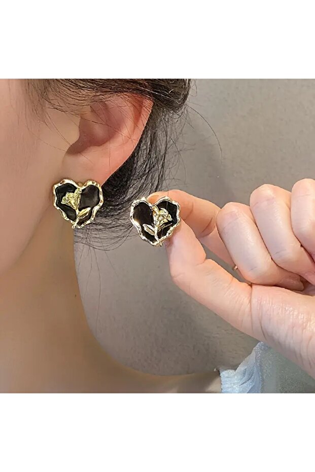 Elegant French-Inspired Tulip Heart Stud Earrings