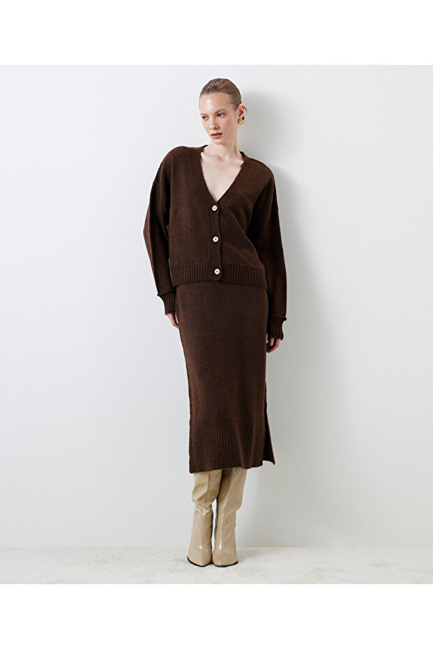 Buttoned basic cardigan - 1