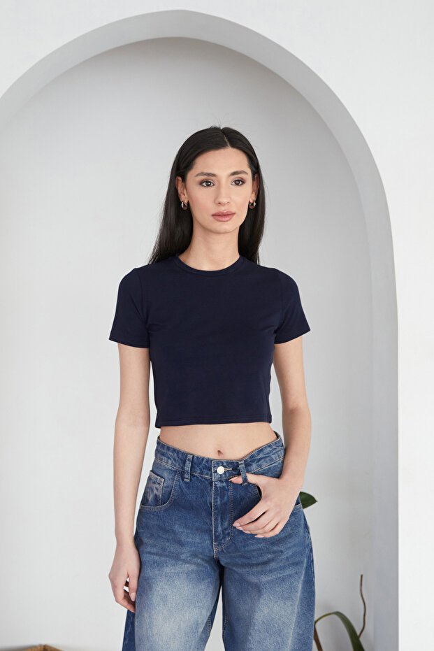 Basic Bisiklet Yaka Crop Tişört - 1
