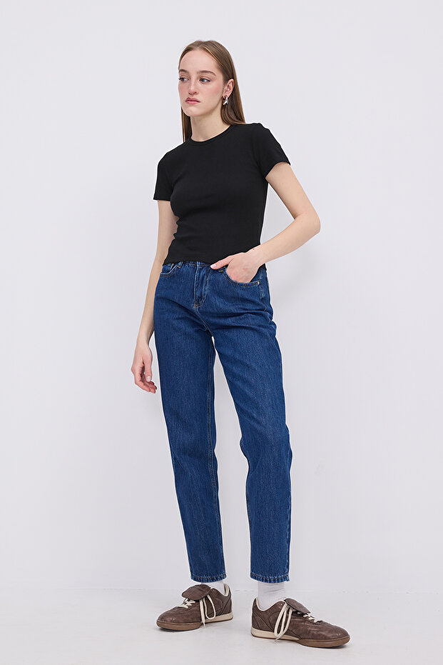 طاقم الرقبة الأساسية تي شيرت P13343-u6 - 1