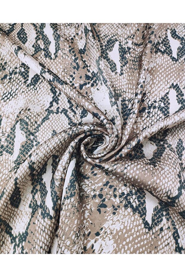 Crocodile Pattern Thin Satin Width: 145 - 4