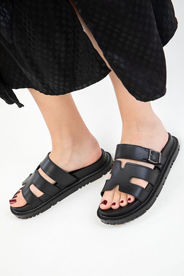 Schwarzer Damen-Slipper 19215 - 5