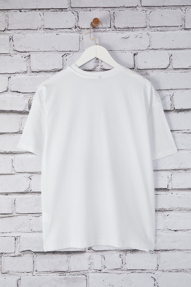 Ekru Kalın Pamuklu Kiraz Baskılı Oversize/Geniş Kalıp Örme T-Shirt TWOSS25TS00122 - 6
