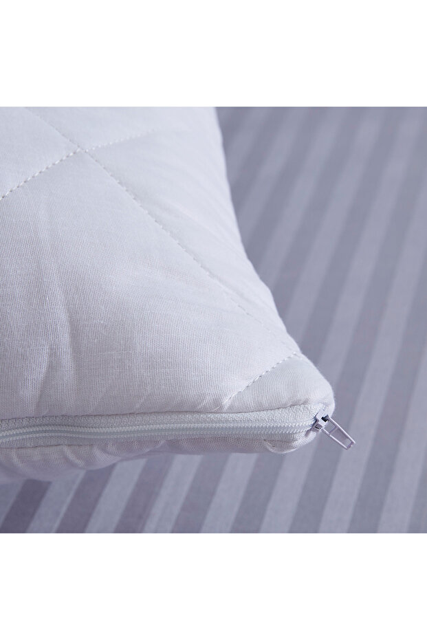 واقي وسادة من الألياف الدقيقة من هيلتون - 50×75 سم - 3