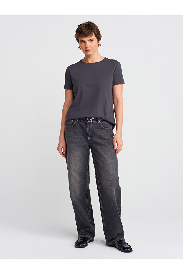 3471 تي شيرت أساسي برقبة دائرية - أنثراسايك داكن. - 3