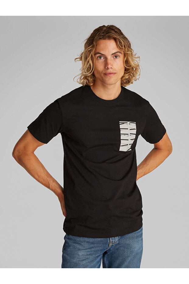 SERIF BOX GRAPHIC TEE - 1