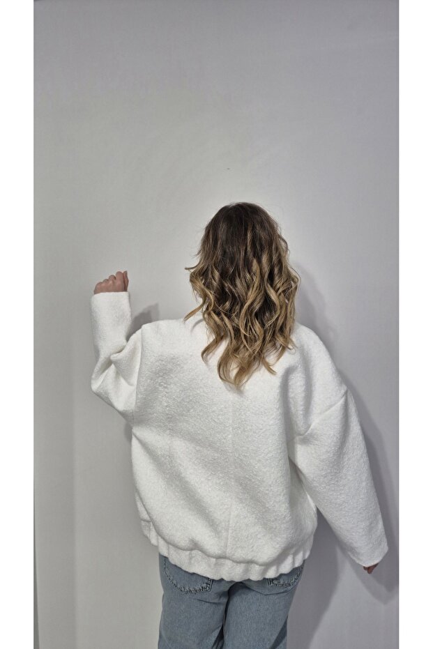Oversize Buklet Beyaz Mont - 3