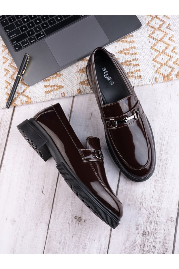 Metal Horse Buckle Detail Chunky Loafers