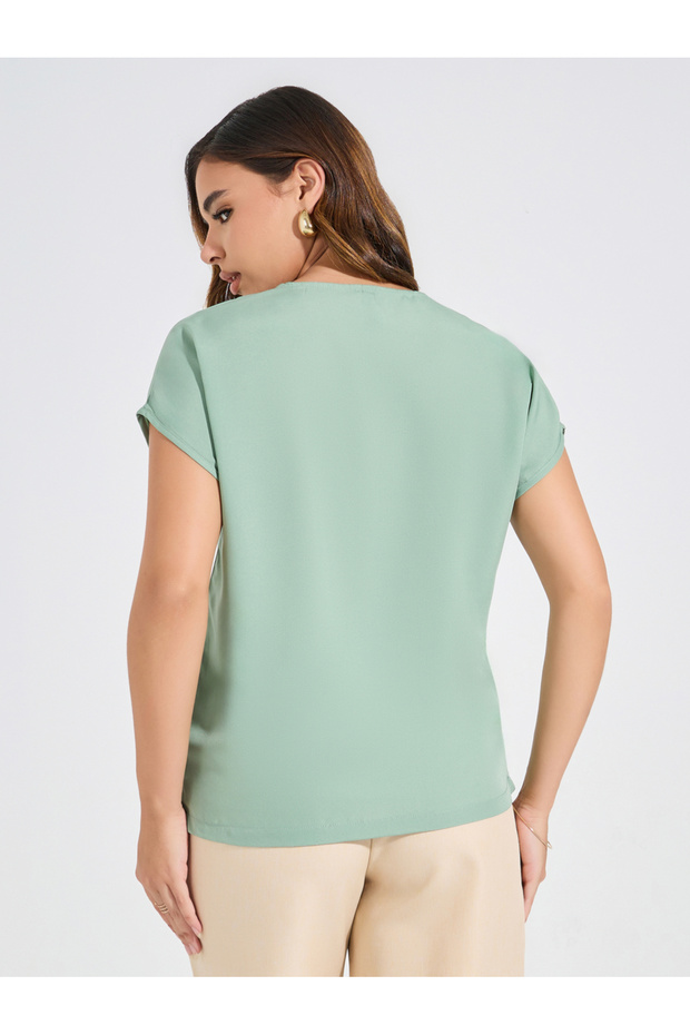 بلوزة ملفوفة سادة بأكمام قصيرة - 4