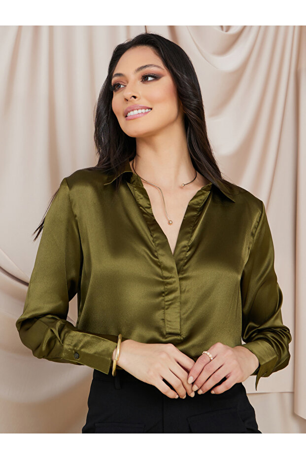 Solid Satin Collared Blouse