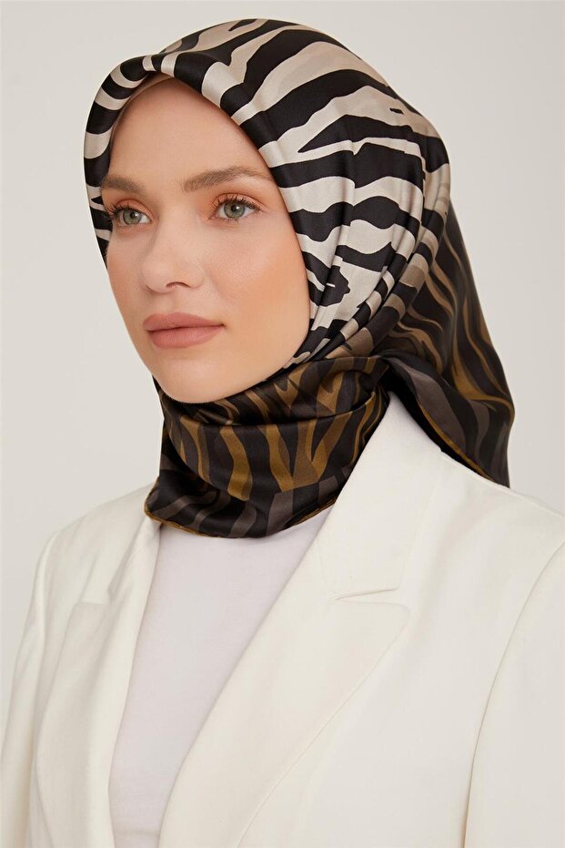 Sura Silk Scarf 22Ka8856 2 02