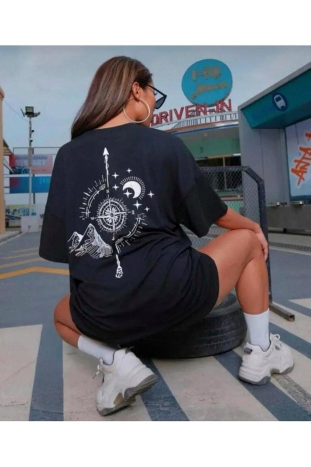 Black Oversize Back Compass Printed T-Shirt Unisex