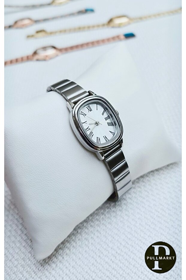 Sparkle Series - Minimal - Roman Numeral Vintage Women's Wristwatch