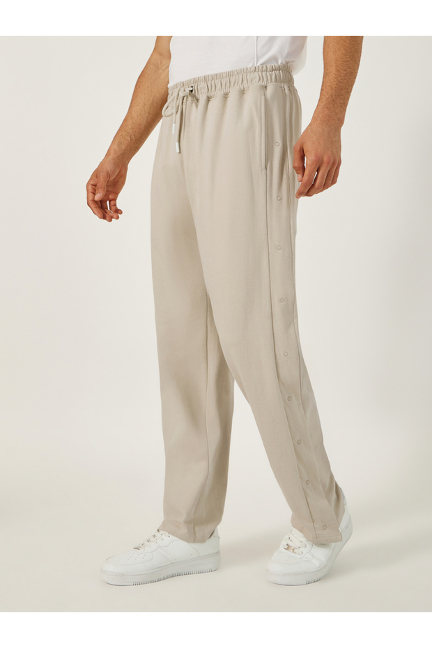 Mid Rise Oversized Joggers with Drawstring