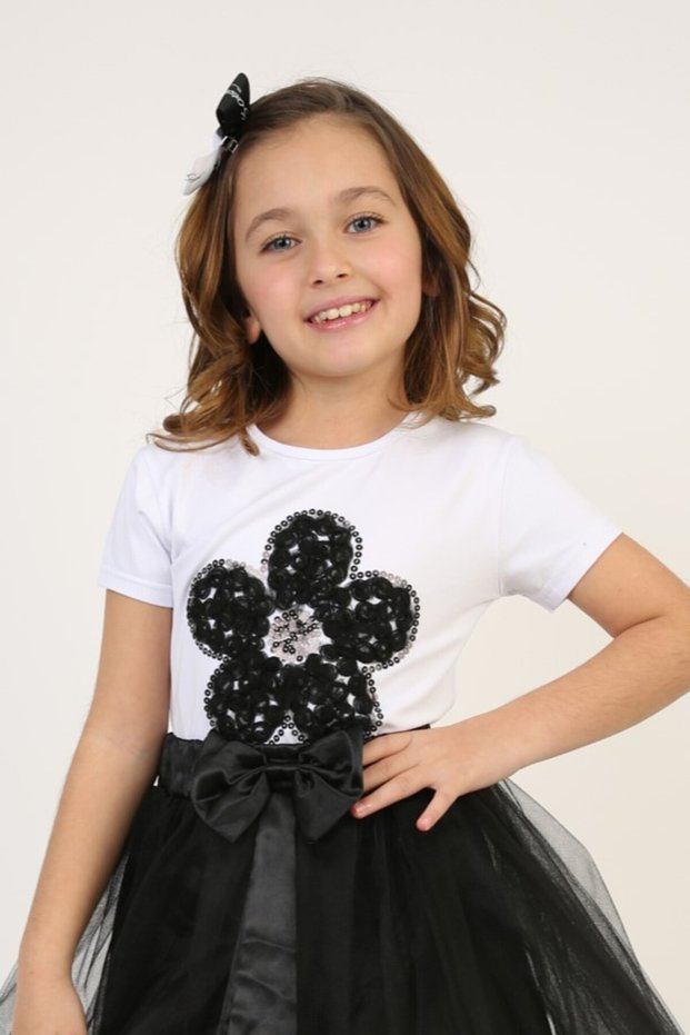 Girl's Short Sleeve Crew Neck Flower Pattern Printed T-Shirt Show April 23 October 29 May 19