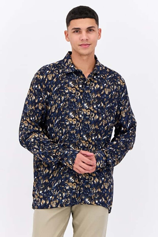 Men Regular Fit Paint Stroke-Print Long Sleeves Casual Shirt, Multicolor