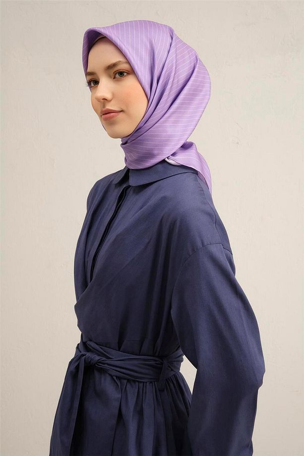 Desenli Saf Ipek Twill Eşarp 9348- 05 - 1