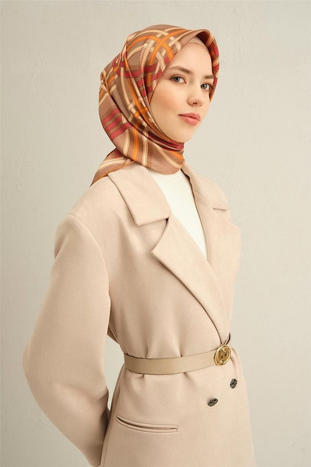 Desenli Saf Ipek Twill Eşarp 9333- 03 - 2