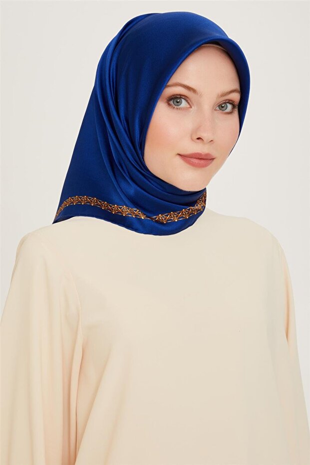 وشاح كلاسيكي منقوش تويل بيور حرير 9260D 53