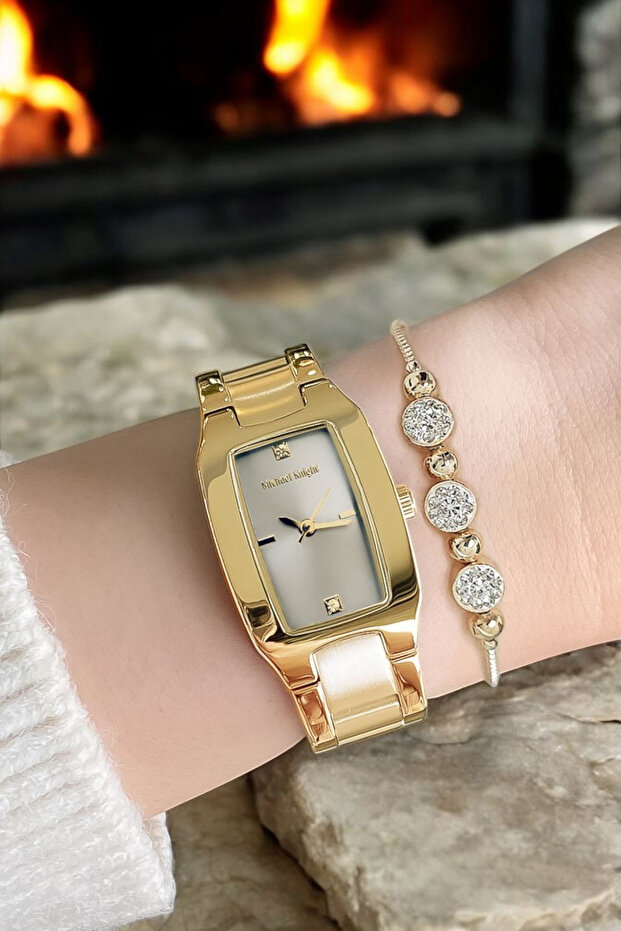 Women's Wristwatch with Bracelet in Special Box