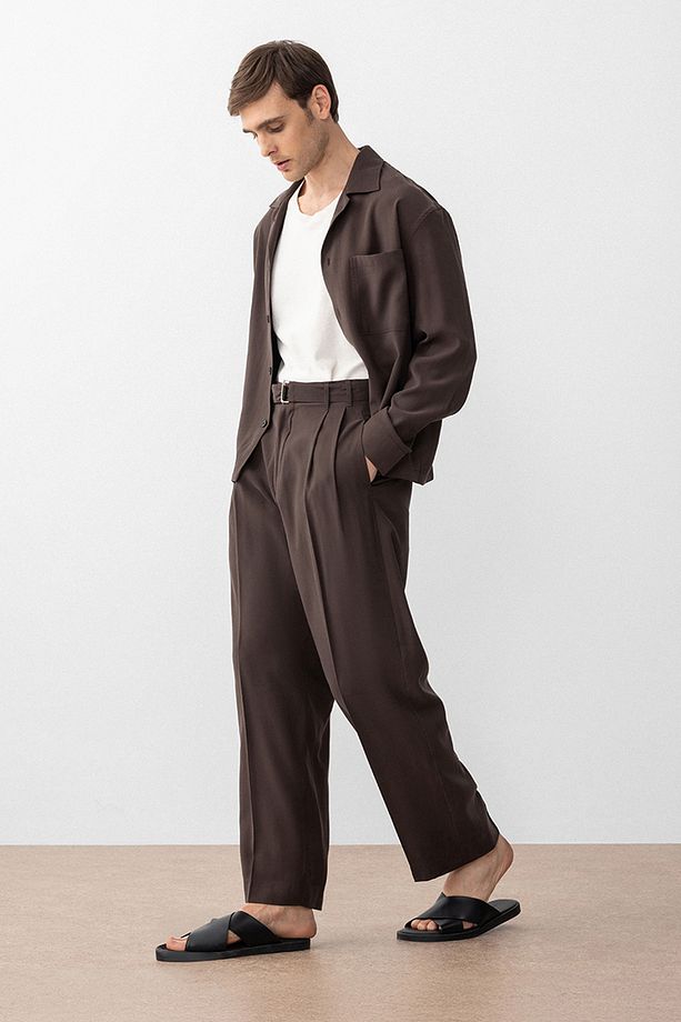 Kahve Modal Kumaş Relax Fit Kemerli Erkek Pantolon - 1