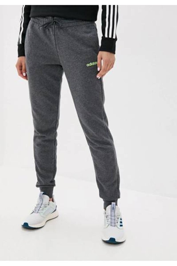 بنطلون رياضي نسائي من Essentials Plain GD4408 باللون الرمادي