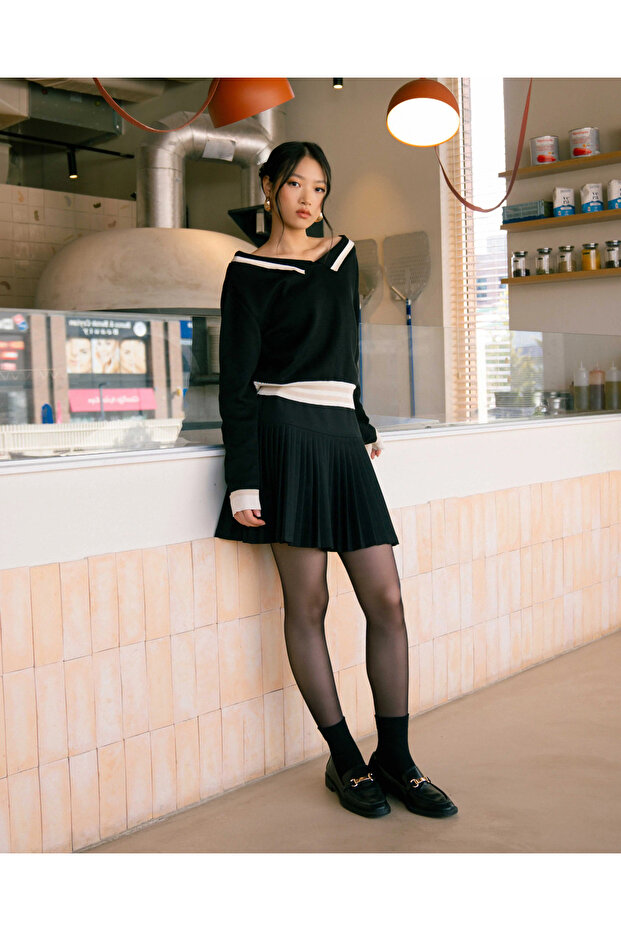 Kemer Detaylı Pliseli Mini Etek - 1