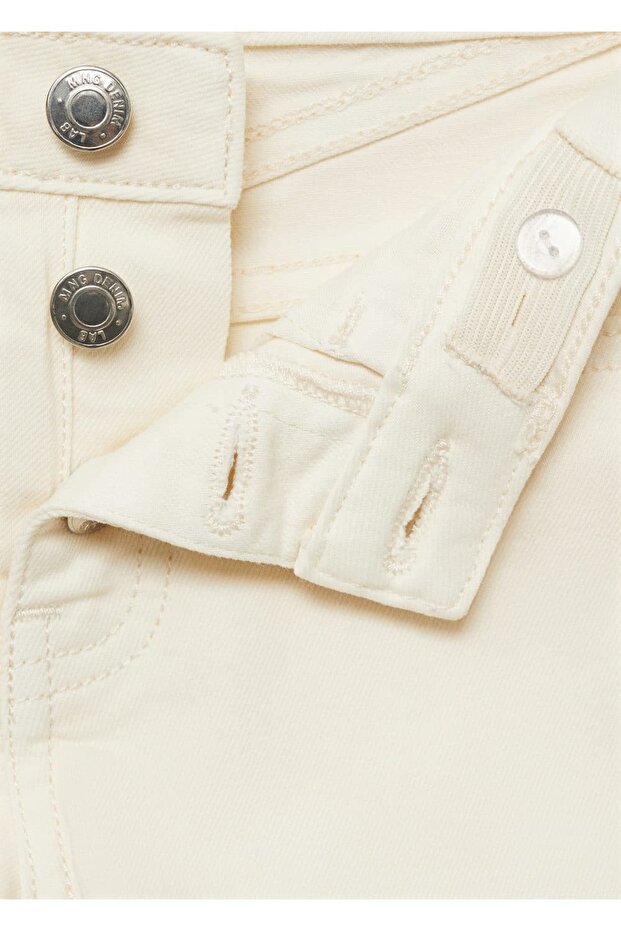 Paçaları dikişsiz denim şort - 6