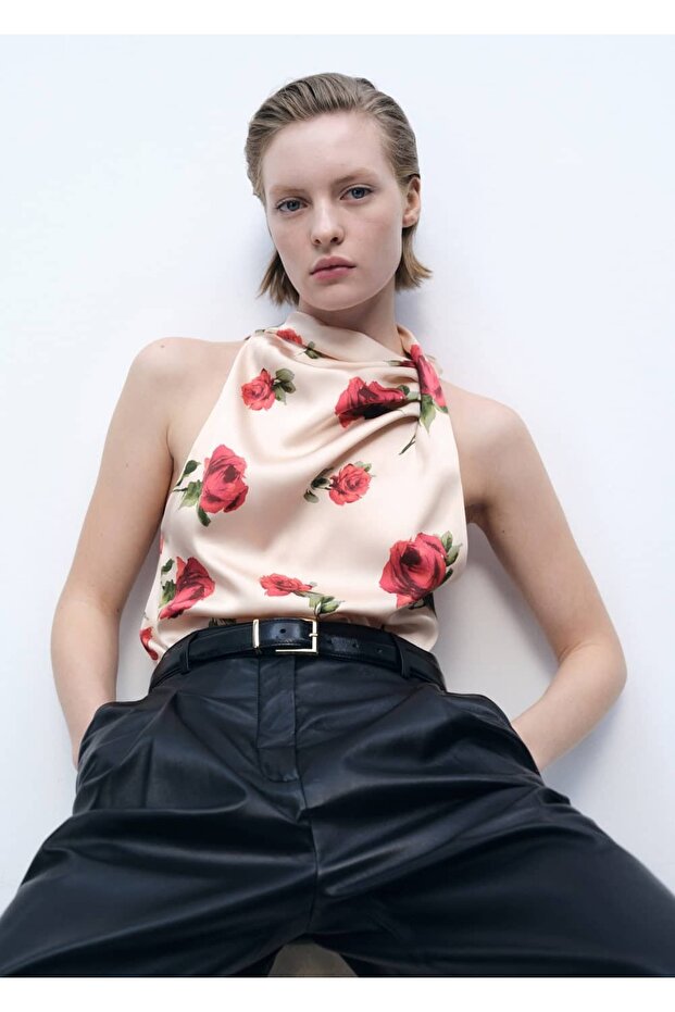 Çiçekli saten bluz - 5